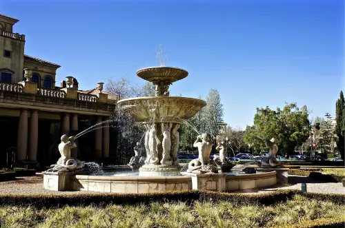 130 Market Bed and Breakfast Hotels in Randburg