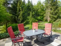 Zum Munteren Eichhörnchen