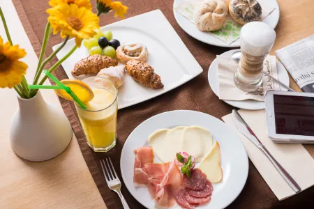 B&B Hotel Ljubljana Park Отели рядом с достопримечательностью «Центральный рынок»