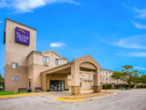 堪薩斯城國際機場品質酒店 梅酒店