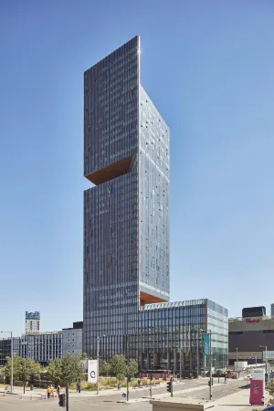 The Stratford, Autograph Collection