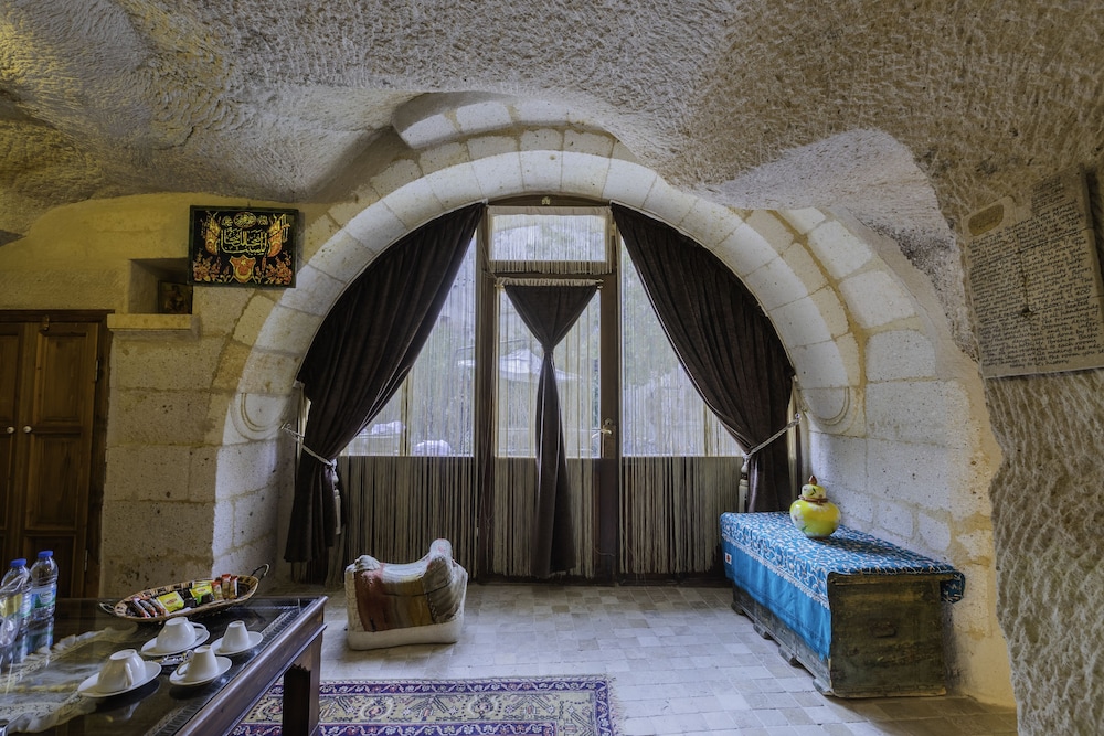 Gamirasu Cave Hotel