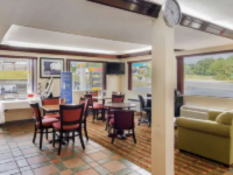 Econo Lodge Byron - Warner Robins Hoteles en Byron