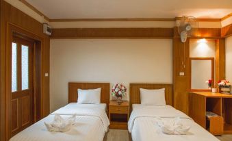 Pakkhat Grand Resort