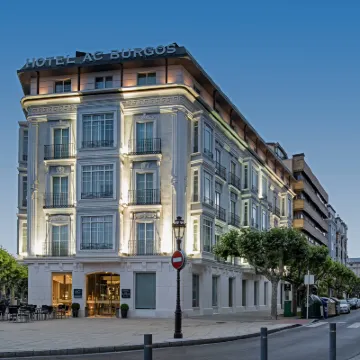 AC Hotel Burgos Hotel berhampiran Castillo Park