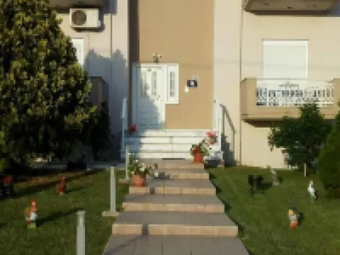 Hotel-Apartments la Strada โรงแรมในEvros