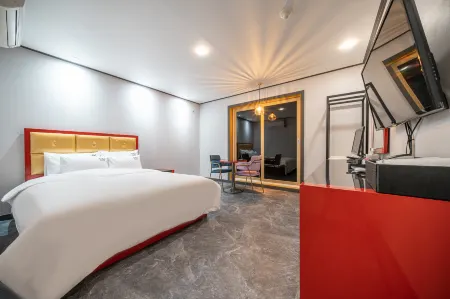 Ulsan Jinha U and I Отели рядом с достопримечательностью «Jinha Beach»