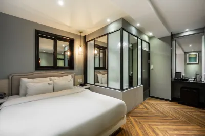 Busan Suyeong Hotel Smith โรงแรมในหาดควางอัลลี