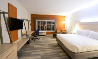 Holiday Inn Express & Suites Toledo West