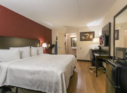 Red Roof Plus+ Secaucus - Meadowlands - NYC