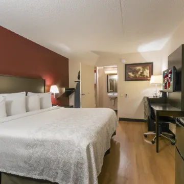 Red Roof Plus+ Secaucus - Meadowlands - NYC