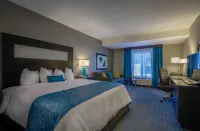 Holiday Inn & Suites - Syracuse/Airport Hotels in Salina