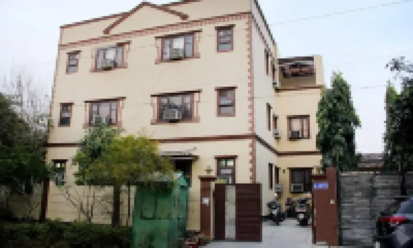 STEPiNN - Ess Kay Ess Villa