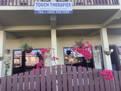 Touch Therapies Guest House Hotel in zona V C Bird Monument