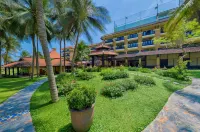 Seahorse Resort & Spa Các khách sạn gần Trường Đại học Phan Thiết