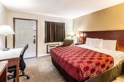 Econo Lodge - Valley City Hotels near Valley City State University