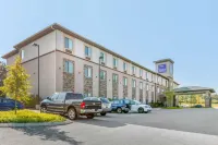 Sleep Inn & Suites