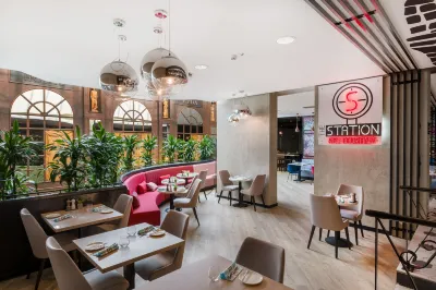 Mercure Budapest Castle Hill Hotel dekat Kastil Buda - Istana Kerajaan (Kiralyi Palota)