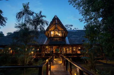 Refugio Amazonas Hoteles en Tambopata