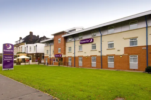 Premier Inn Manchester (Heaton Park) Hotels in Whitefield
