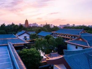 西安唐華華邑酒店（大雁塔大唐不夜城店）