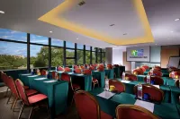 Holiday Inn Express Yangzhou Slender West Lake (Wenchangge)