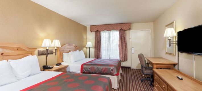 Ramada by Wyndham Lebanon Hotels in Wilson County