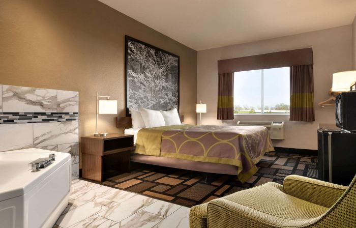 Super 8 by Wyndham Akron S/Green/Uniontown Oh