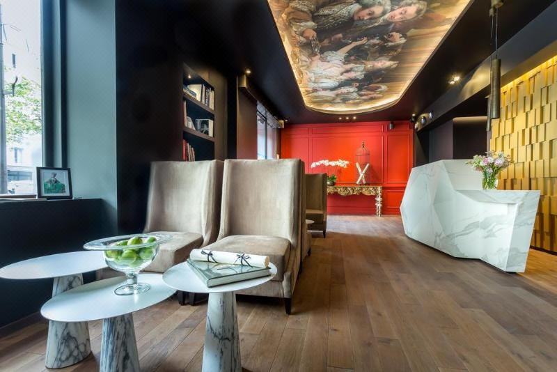5. Hotel La..