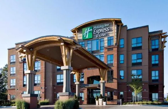 裏弗波特列治文智選假日套房酒店