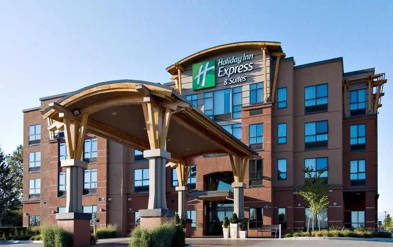 Holiday Inn Express & Suites Riverport Richmond by IHG