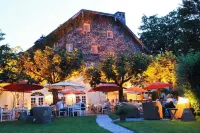 安尼夫城堡主人 - Biedermeier酒店和餐廳