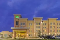 La Quinta Inn and Suites by Wyndham Ft. Worth - Burleson