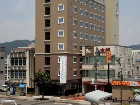Toyoko Inn Tochigi Ashikaga-eki Kita-guchi Отели рядом с достопримечательностью «Shimonokuni Isshayawatamiya Kadotainari Shrine»