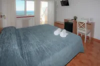 Hotel Patricia فنادق في Manilva