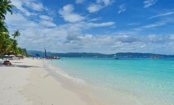 Red Coconut Beach Hotel Boracay