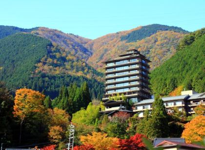 今宵天空に遊ぶしょうげつ