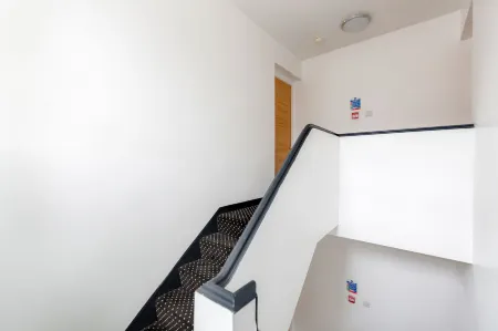 Roomspace Serviced Apartments - Kew Bridge Court