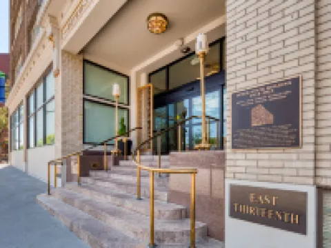 Holiday Inn Express KANSAS CITY DOWNTOWN by IHG Hotels near Arabia Steamboat Museum