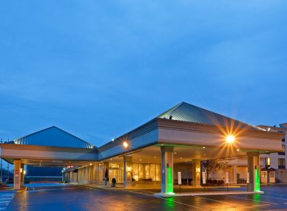 Holiday Inn East Windsor - Cranbury Area