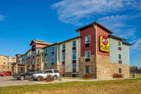 My Place Hotel-Grand Forks, ND Отели в г. Гранд Форкс
