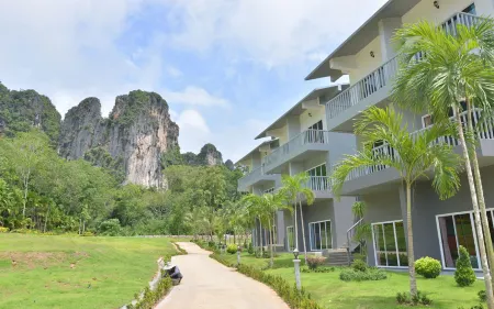 Arawan Beach Resort Krabi