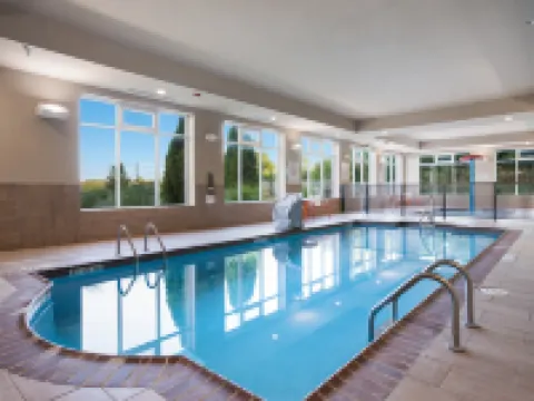 ホリデイ イン ジャクソン NW - エアポート ロード by IHG ブラックマンのホテル