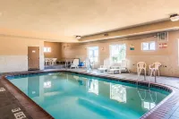 Quality Inn & Suites Salem Near I-57