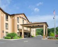 Comfort Inn New River Hotels in Oak Hill