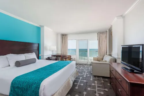 Howard Johnson Plaza by Wyndham Ocean City Oceanfront - bar