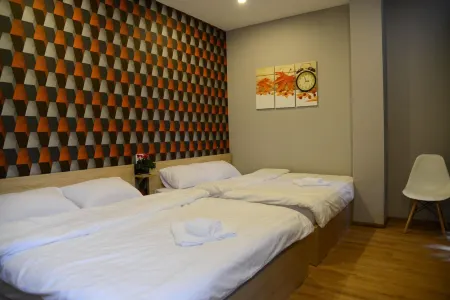 Vyl House