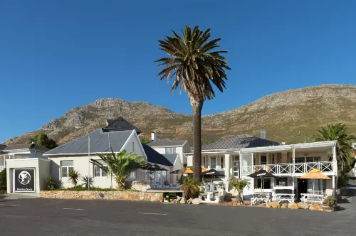 Boulders Beach Hotel, Cafe and Curio Shop Hotels in Simon's Town