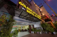 Golden Lotus Airport Hotel & Travel Các khách sạn gần Đình Làng Phú Mỹ