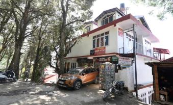 Goroomgo Chandel Home Stay Shimla